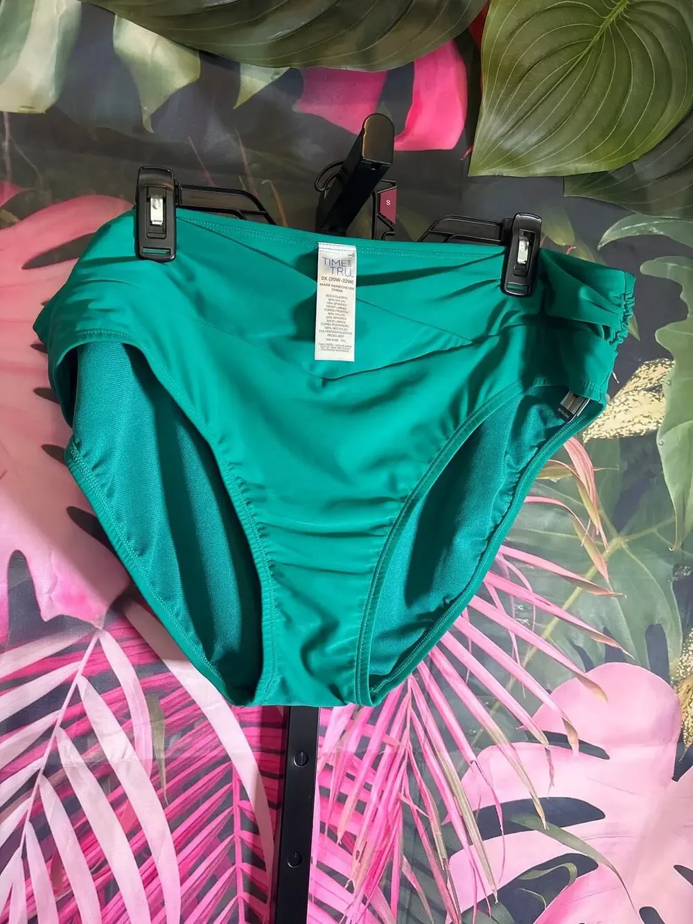 Time and tru 2x swim suit bottom